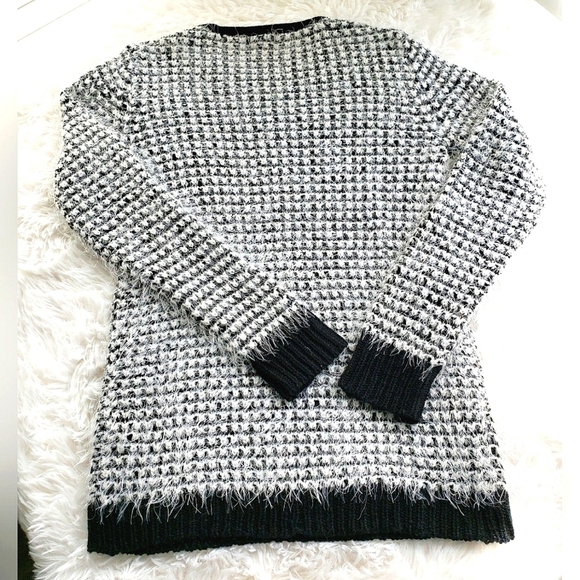 WESTPORT SWEATER SZ XS BLK & WHITE - Picture 4 of 8